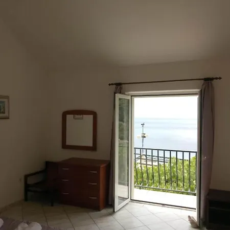 Azure - One Bedroom Mirta Saplunara