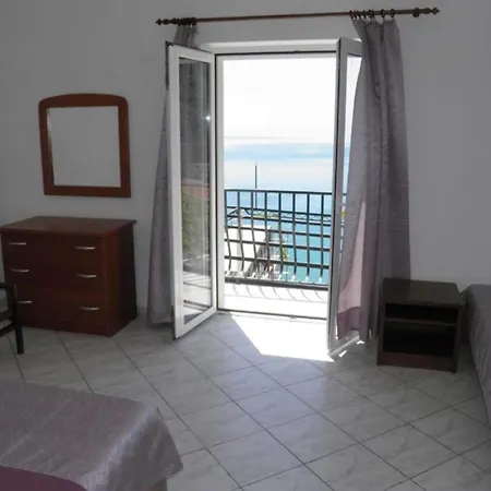 Azure - One Bedroom Mirta Διαμέρισμα